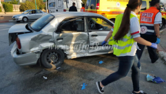  بالصور: مصرع سيدة واصابة اثنين آخرين بحادث طرق في مدينة اللد